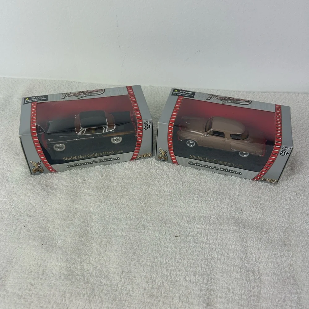 2 - NIB Road Signature Collection Studebakers (1950 Champion & 1958 Golden Hawk)